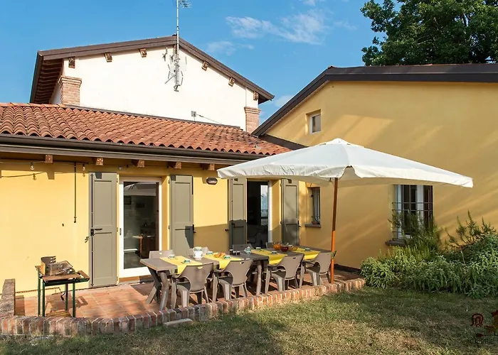 Dom wakacyjny Casale13 *